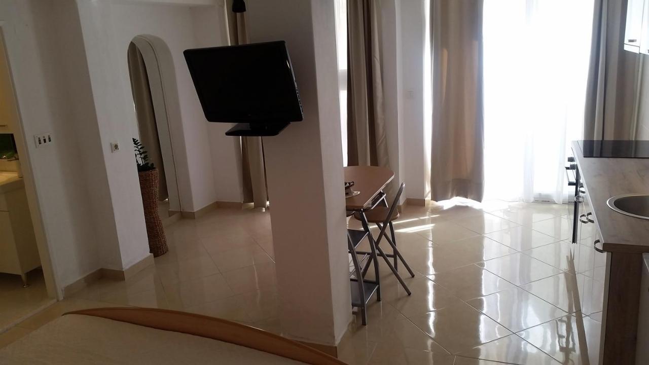 חוואר Guesthouse Iva מראה חיצוני תמונה
