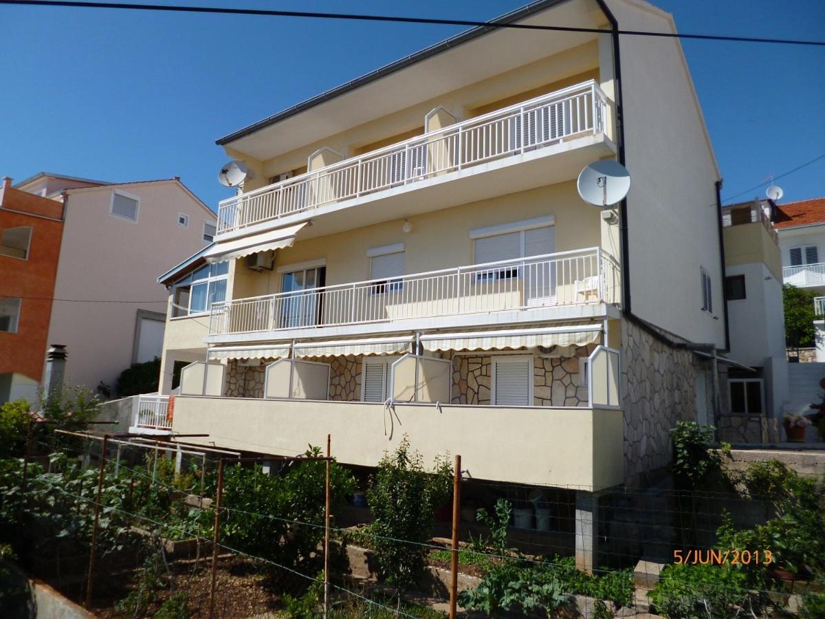 חוואר Guesthouse Iva מראה חיצוני תמונה