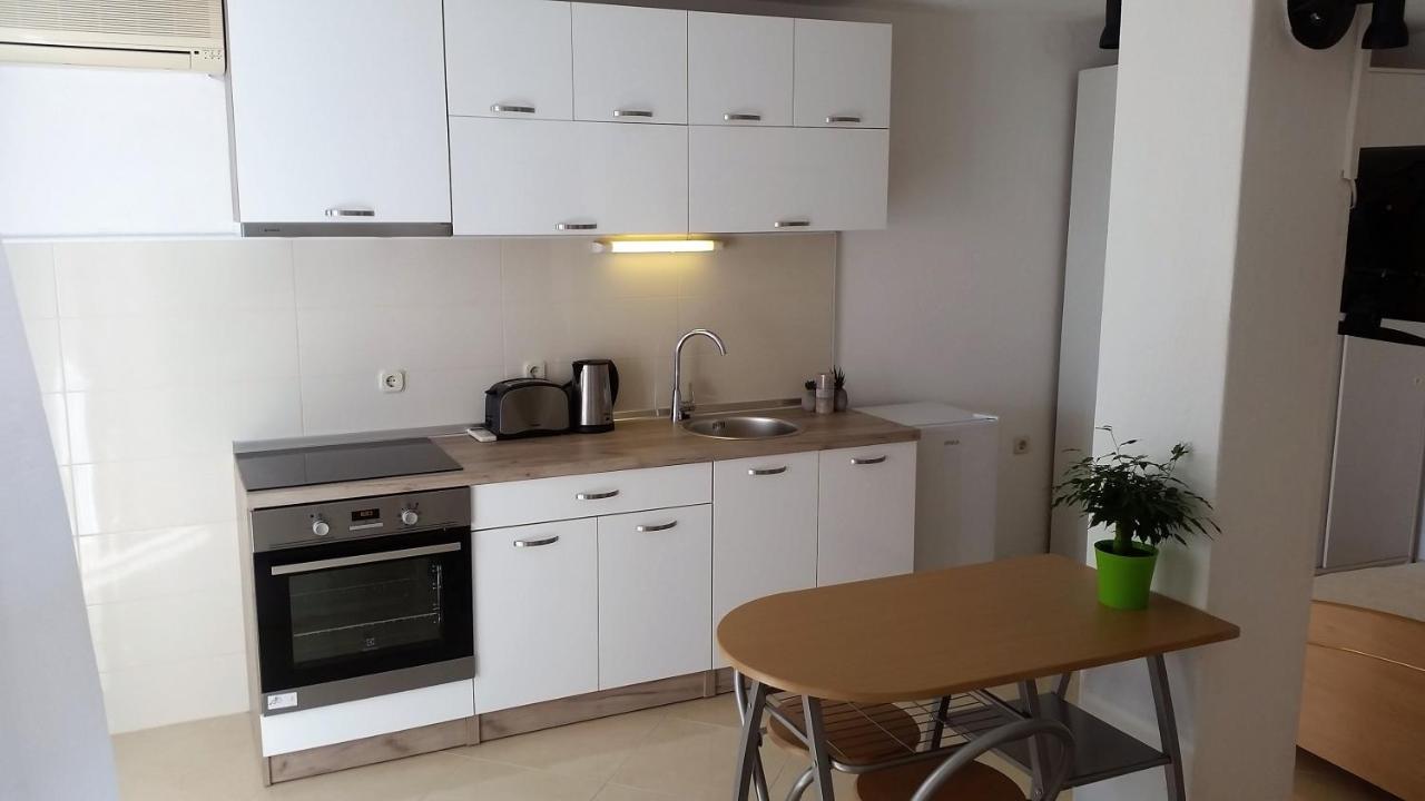 חוואר Guesthouse Iva מראה חיצוני תמונה